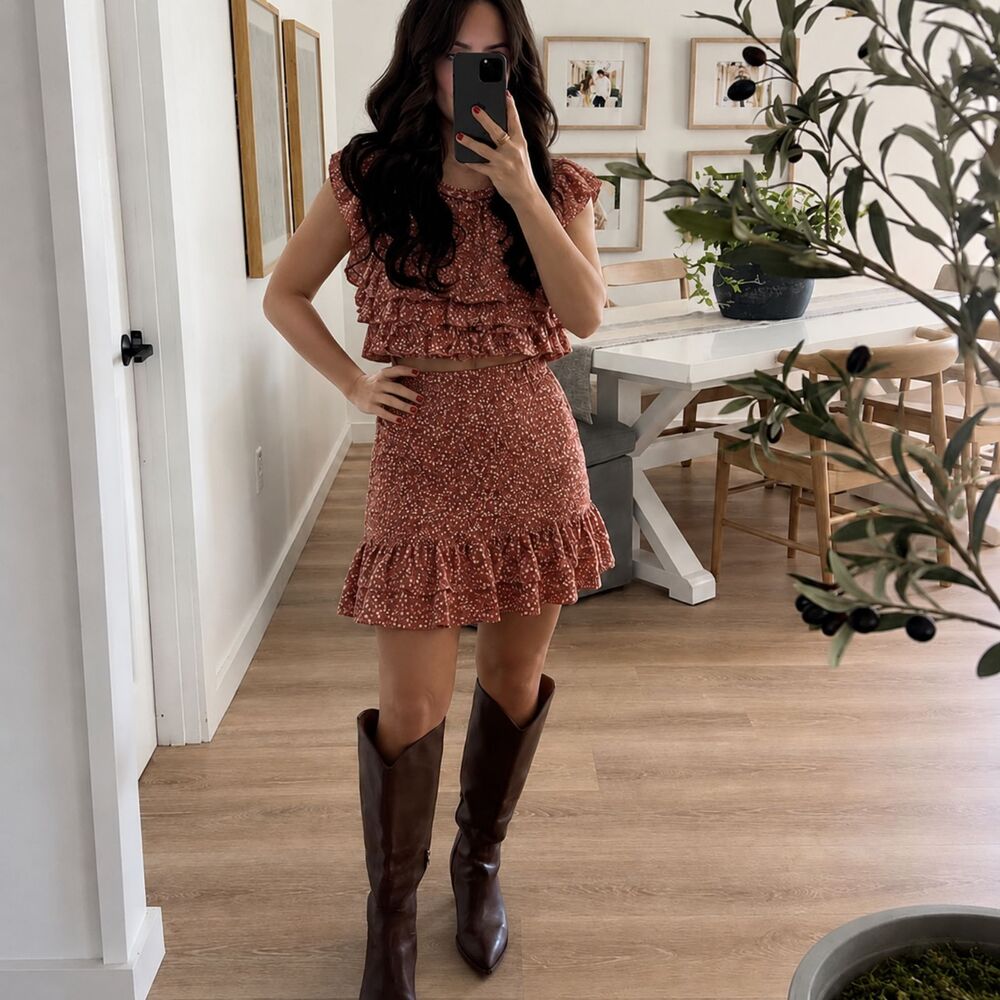 Floral Ruffle Two-Piece Skirt Set – Small